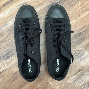 Converse Women’s Size 9 Low Top - All Black
